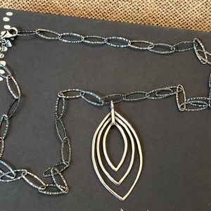 Silpada 925 Sterling Triple Leaf Marquise Necklace